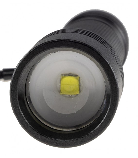 LED-Taschenlampe ARCAS 18W Zoom Bild 5